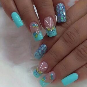 24 Pieces Fake Press On Nails